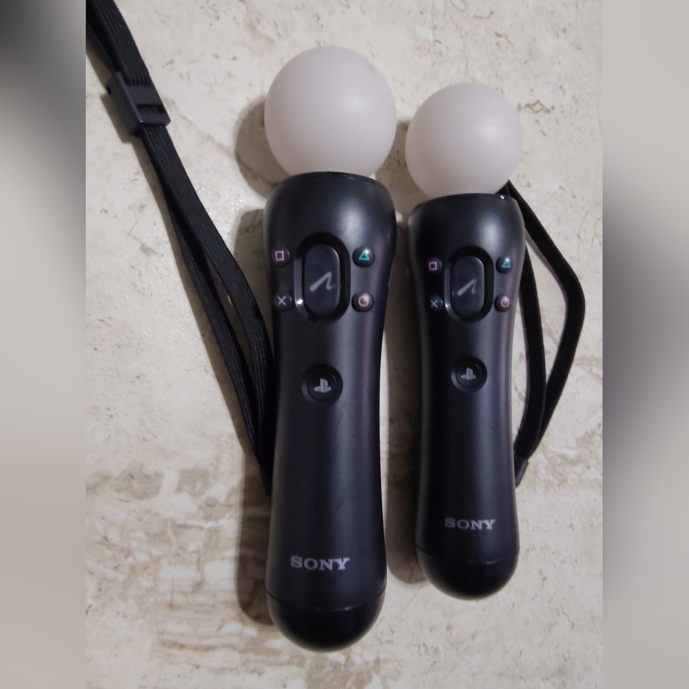 PlayStation VR controllers